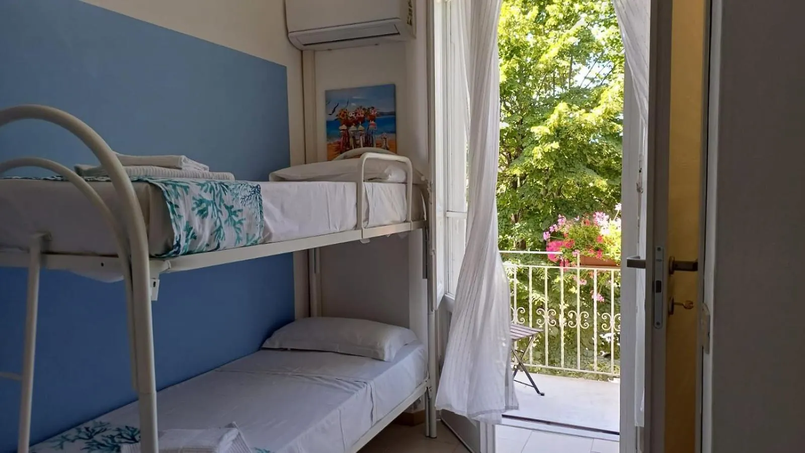 Hotel Canarco Viareggio 0*,  Olaszország