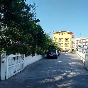 Eliseo Giardini-Naxos